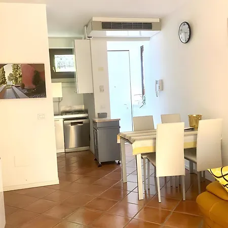100 Meter Vom Gardasee דירה